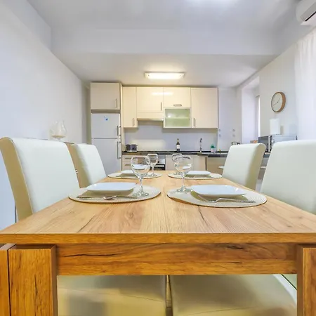 Apartment Altillo Sweet & Parking Incluido